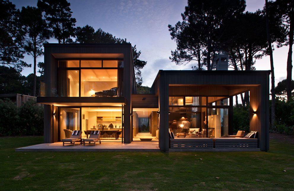 MataRangi Beach House, image 3